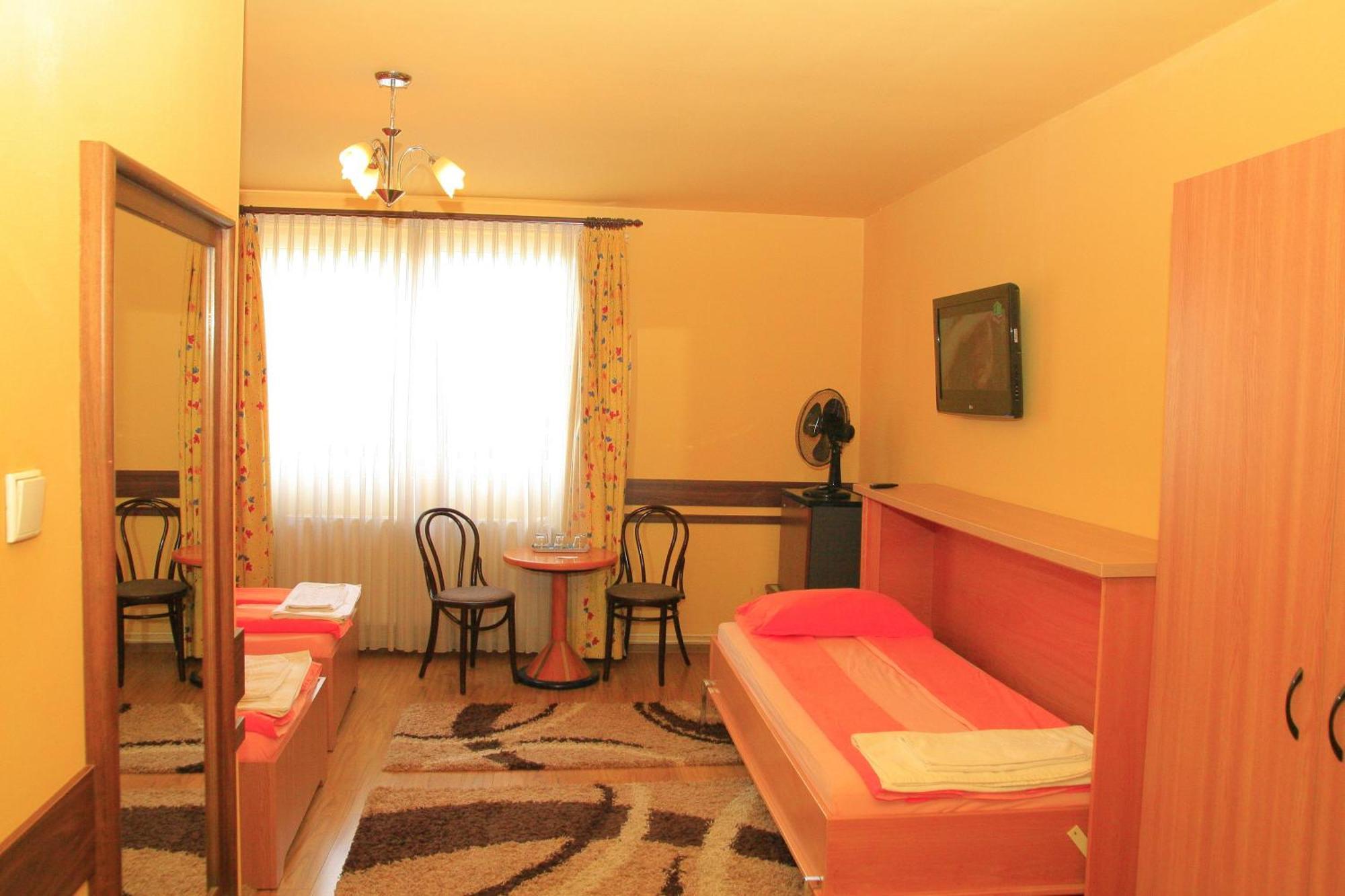 Pensiunea Blanca Reghin Chambre photo
